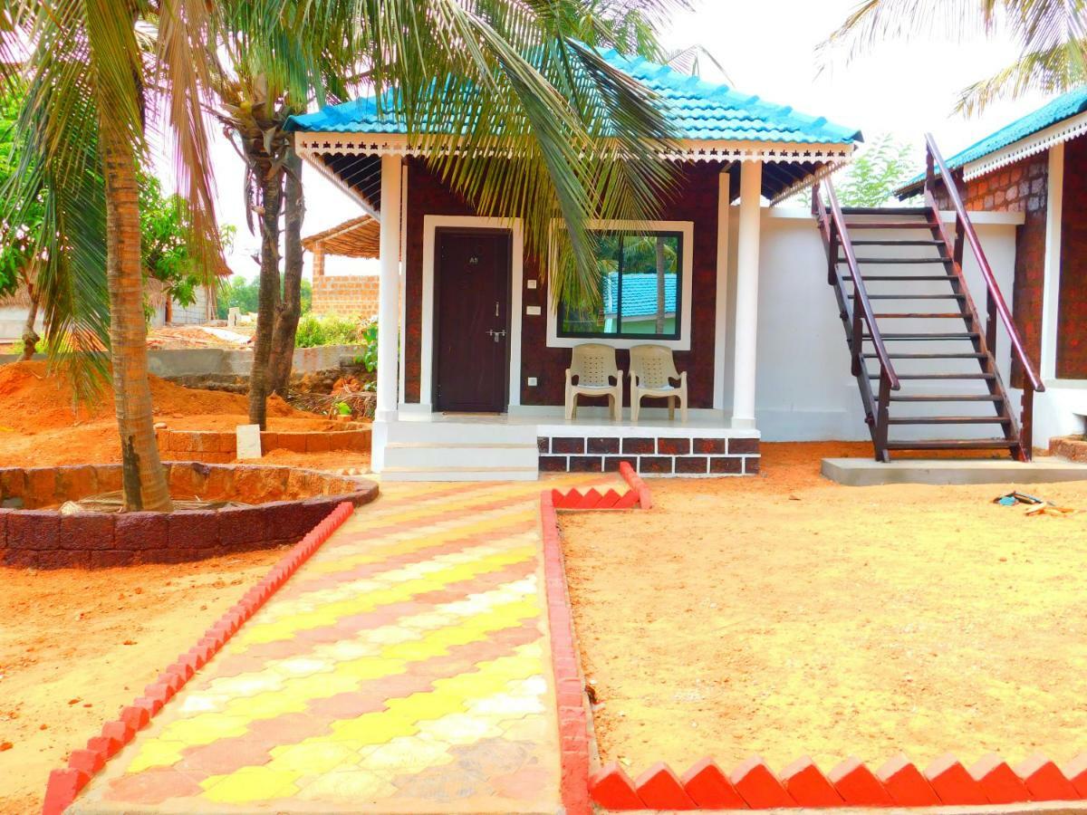 Coconut Tree Resort Gokarna Гокарна Экстерьер фото