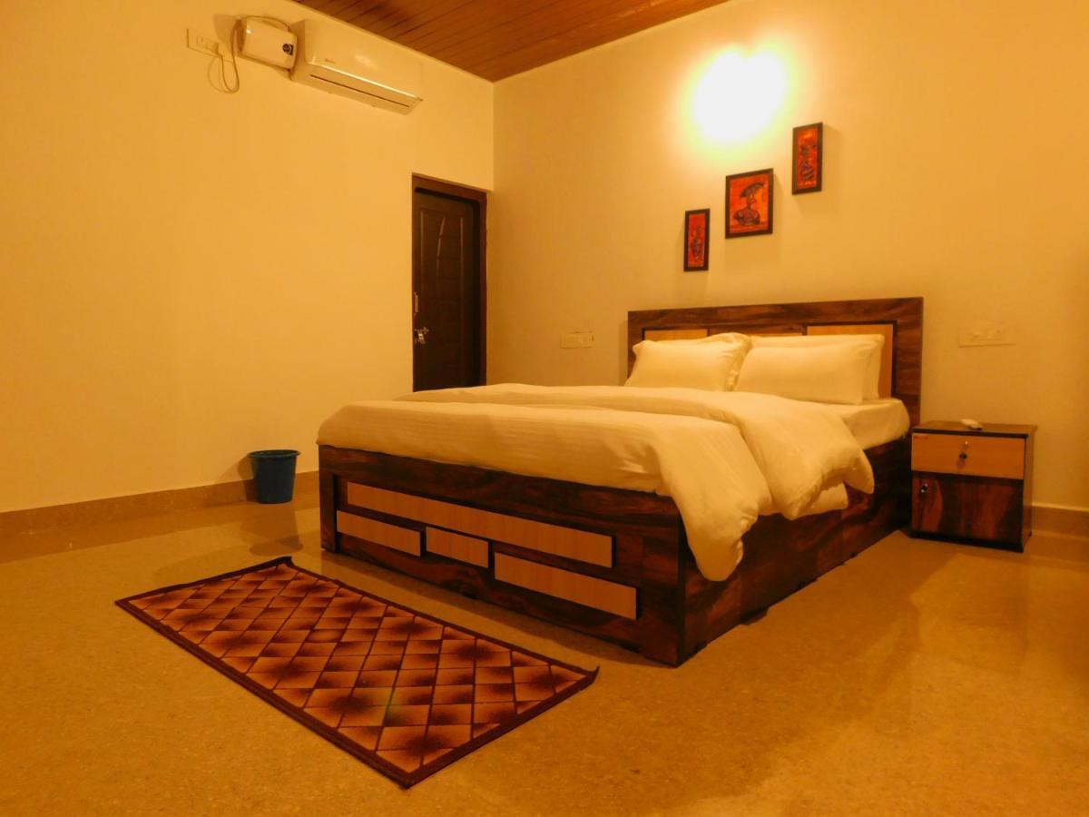 Coconut Tree Resort Gokarna Гокарна Экстерьер фото
